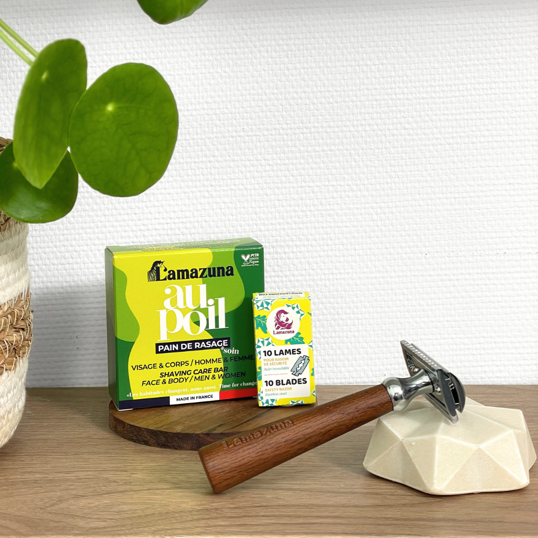 Rasoir de sûreté avec lames rechargeables et pain de rasage bio